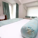 Elarad בית הארחה 3*